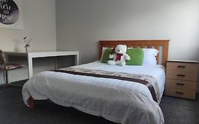 Auckland Sweet Home